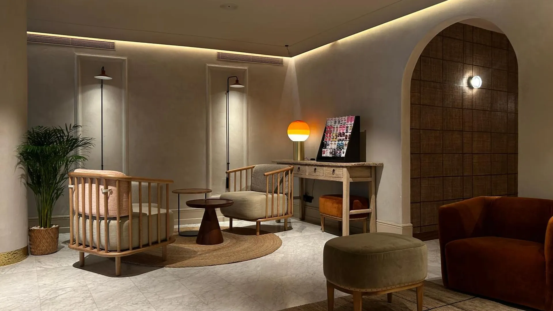 Caledonian Otel Barselona