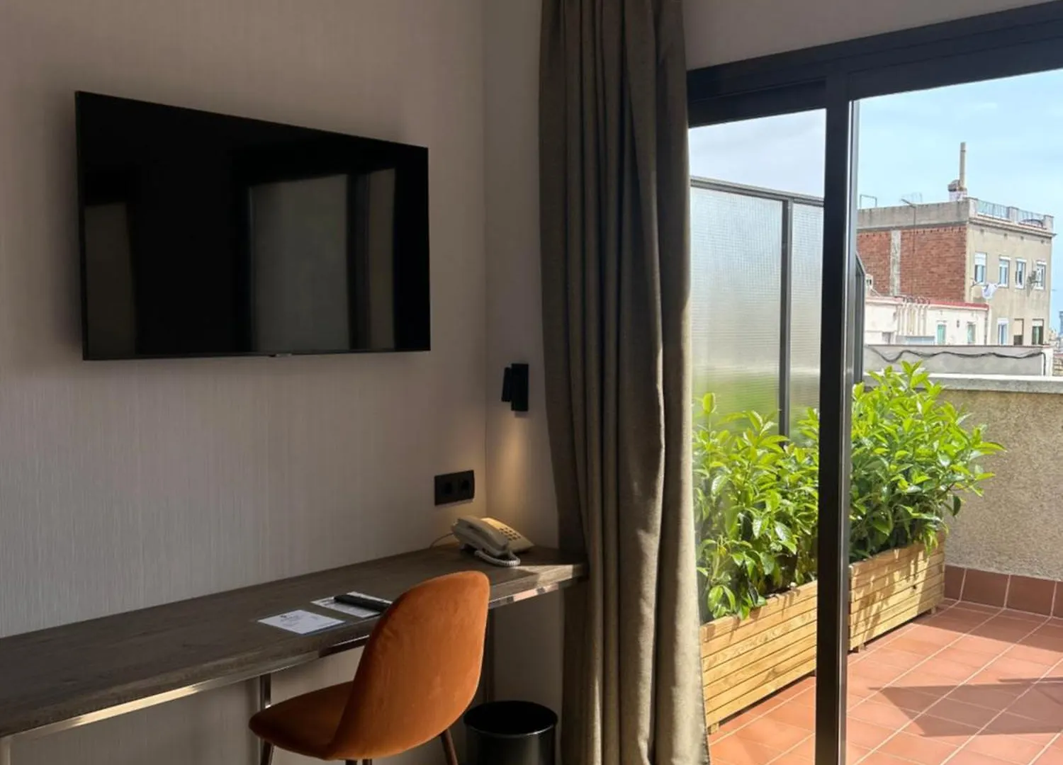 Caledonian Otel Barselona
