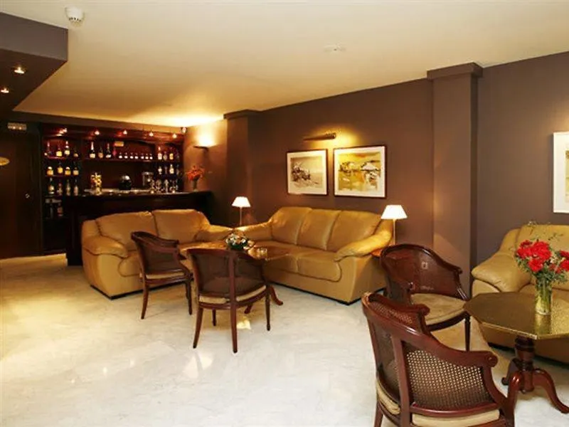 Caledonian Otel Barselona